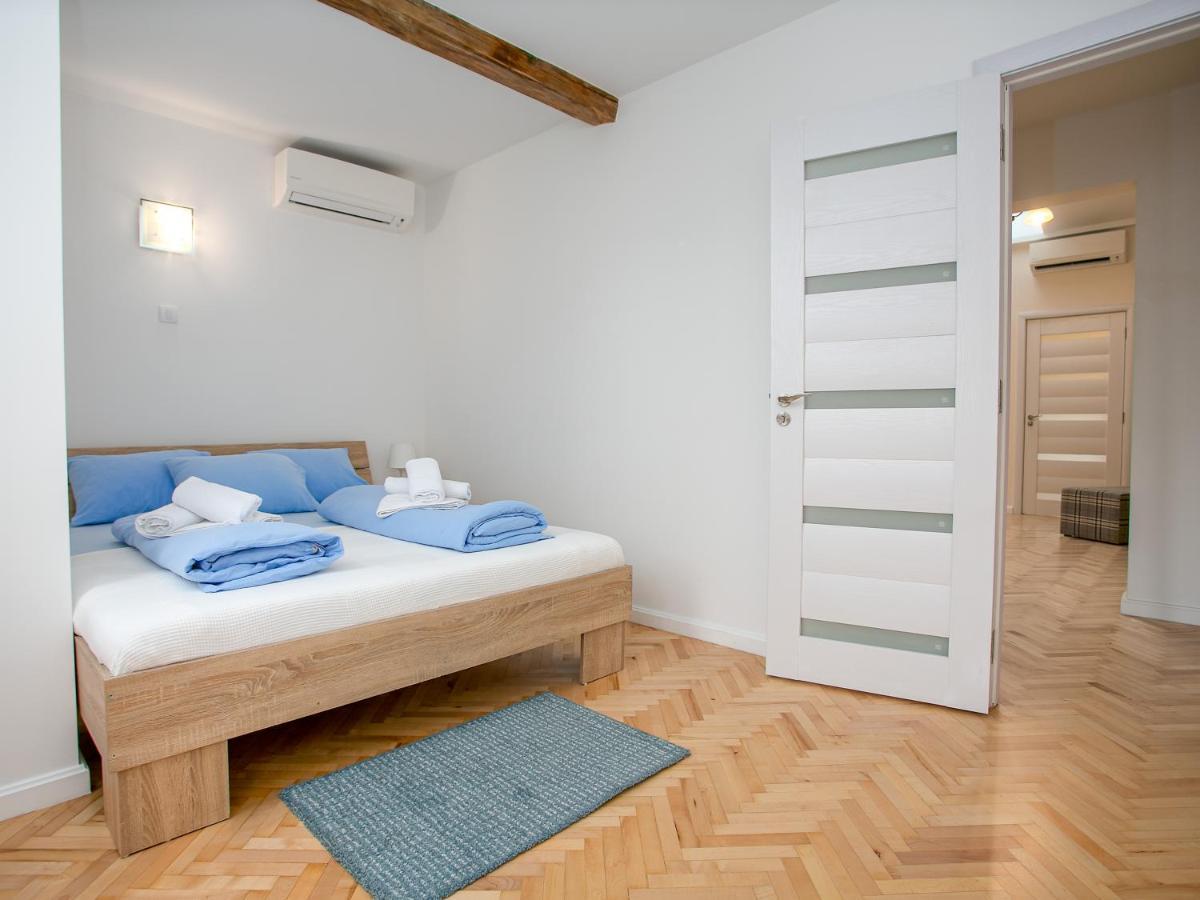 Grand Suite Centre Belgrado Exterior foto