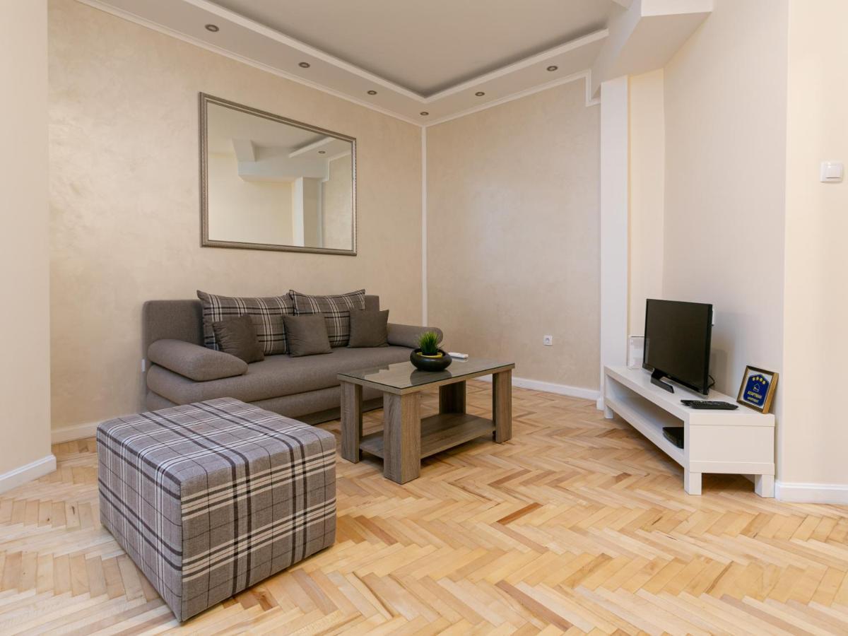 Grand Suite Centre Belgrado Exterior foto